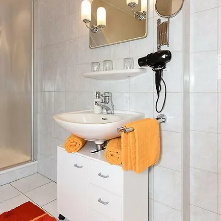 Haus-sand-am-meer * Neuharlingersiel